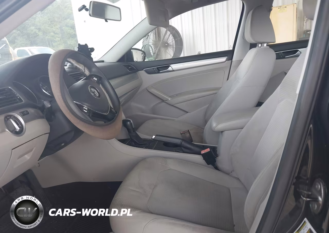 2016 Volkswagen Passat 1.8T S VIN:1VWAS7A38GC053616 - 5