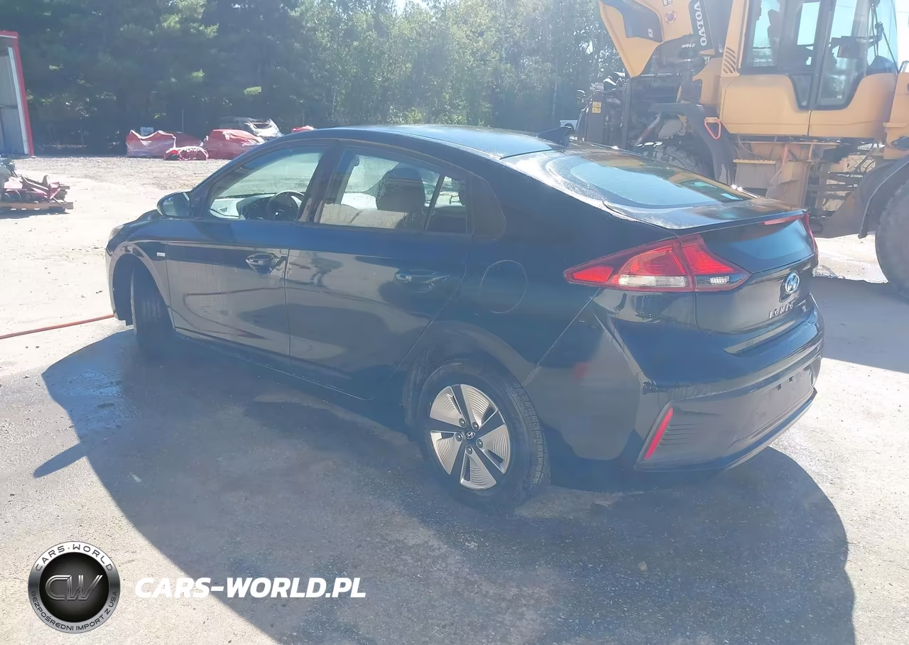 2018 Hyundai Ioniq Hybrid Blue VIN:KMHC65LC0JU075964 - 3