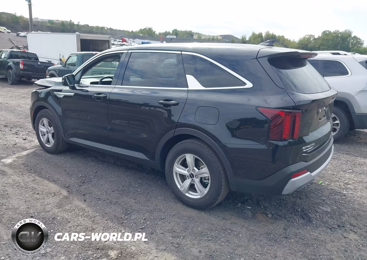 2026 Kia Sorento Lx VIN:5XYRG4JC2TG463257 - 3