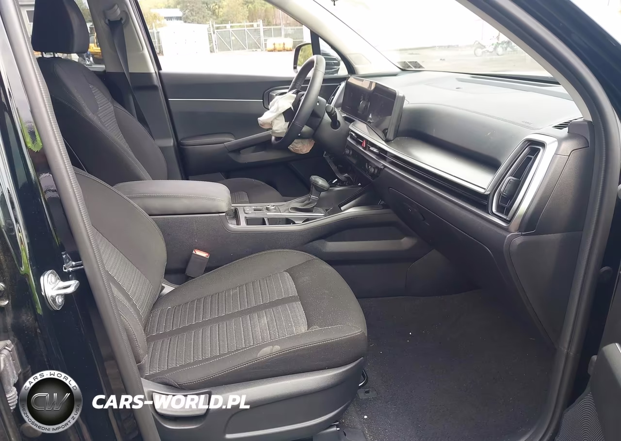 2026 Kia Sorento Lx VIN:5XYRG4JC2TG463257 - 5
