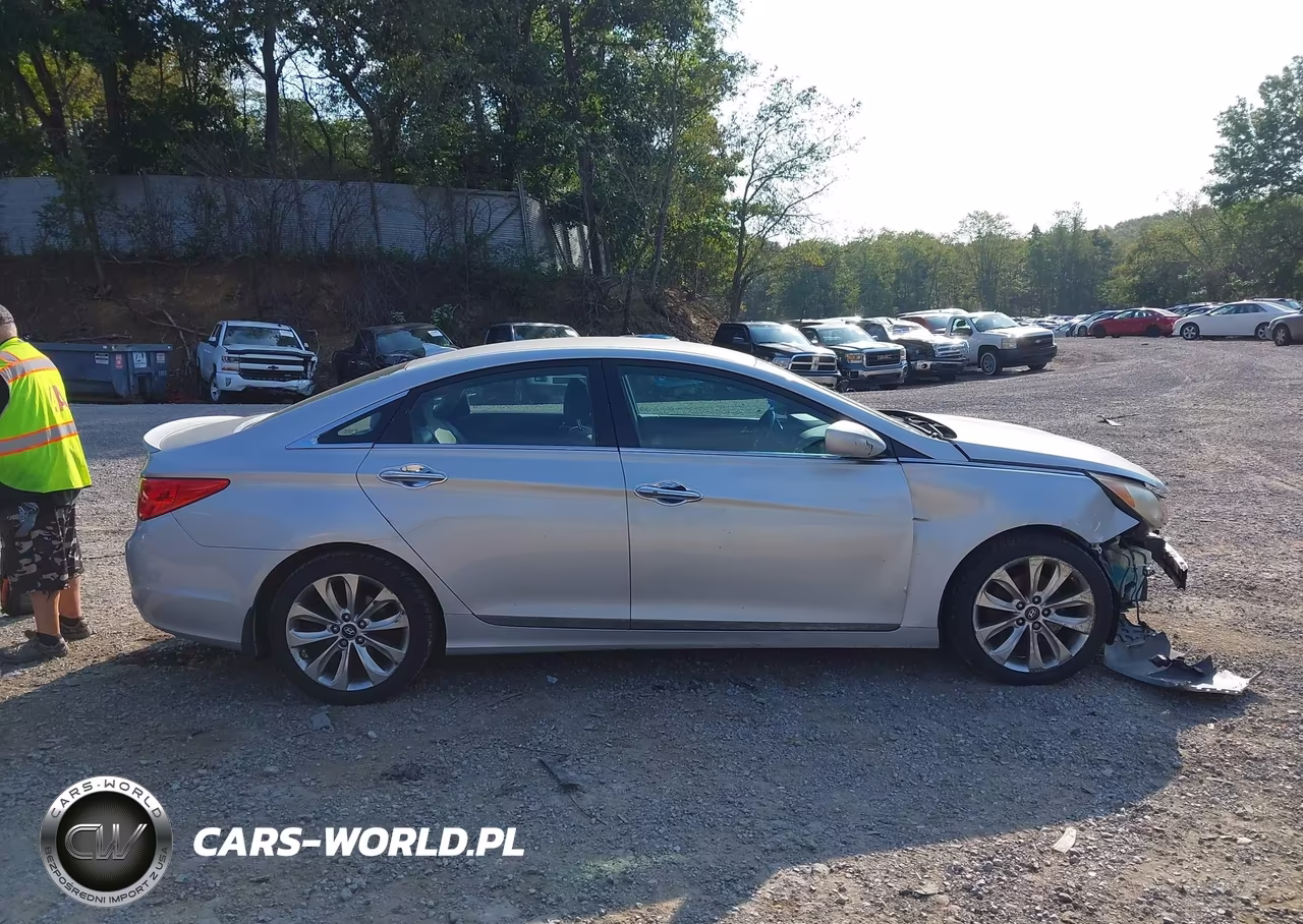 2012 Hyundai Sonata Se VIN:5NPEC4AC6CH412153 - 13
