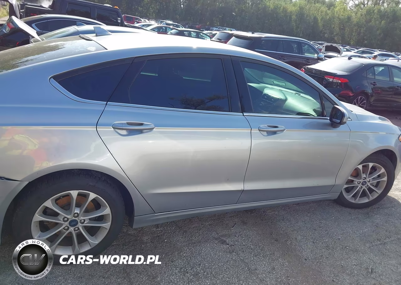 2020 Ford Fusion Se VIN:3FA6P0HD5LR249997 - 13