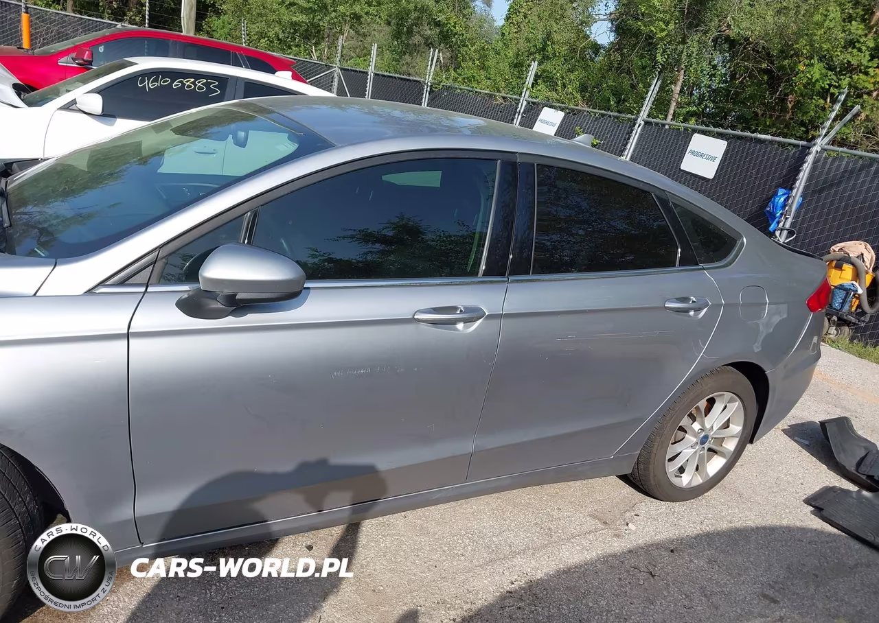 2020 Ford Fusion Se VIN:3FA6P0HD5LR249997 - 14