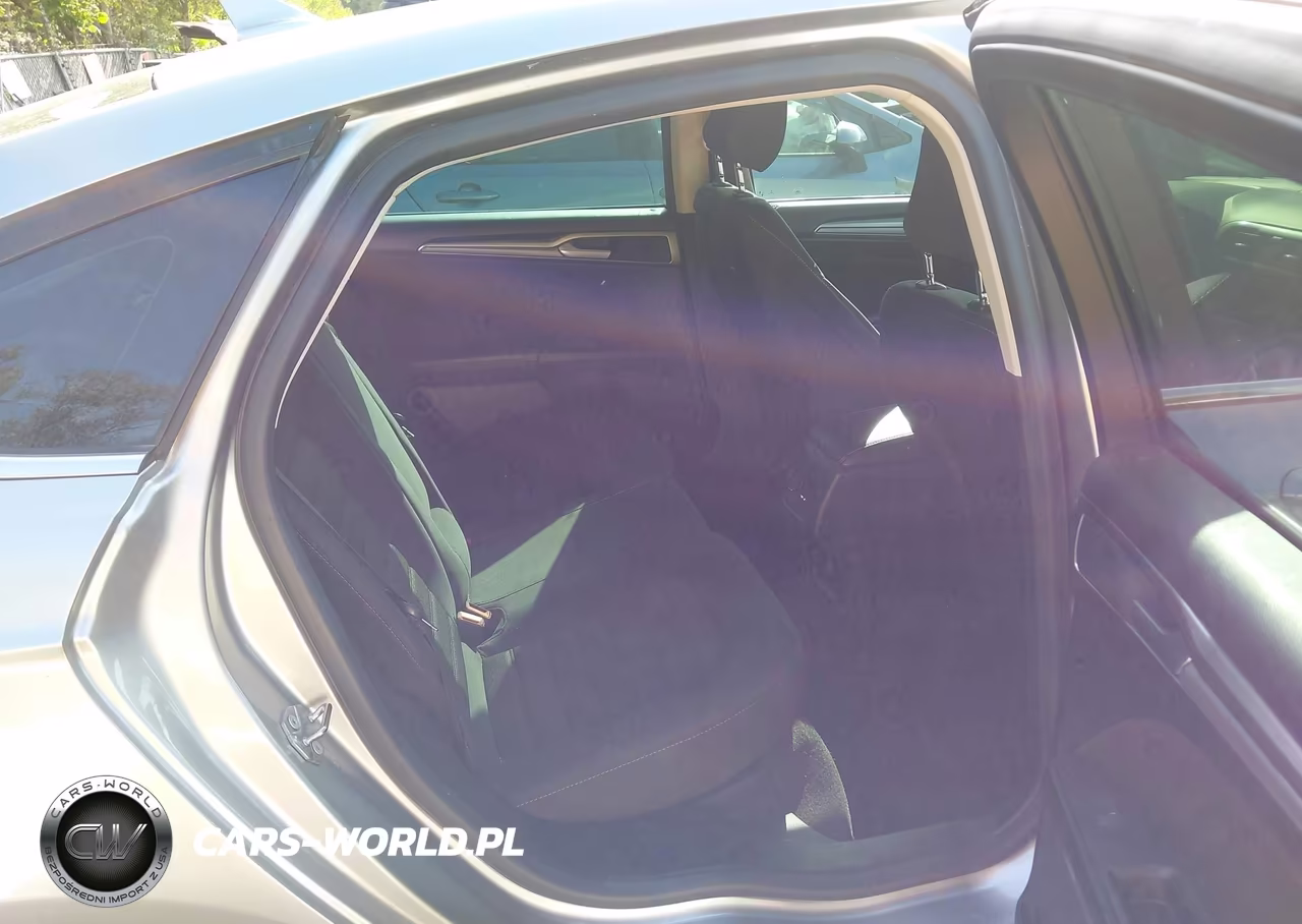 2020 Ford Fusion Se VIN:3FA6P0HD5LR249997 - 8