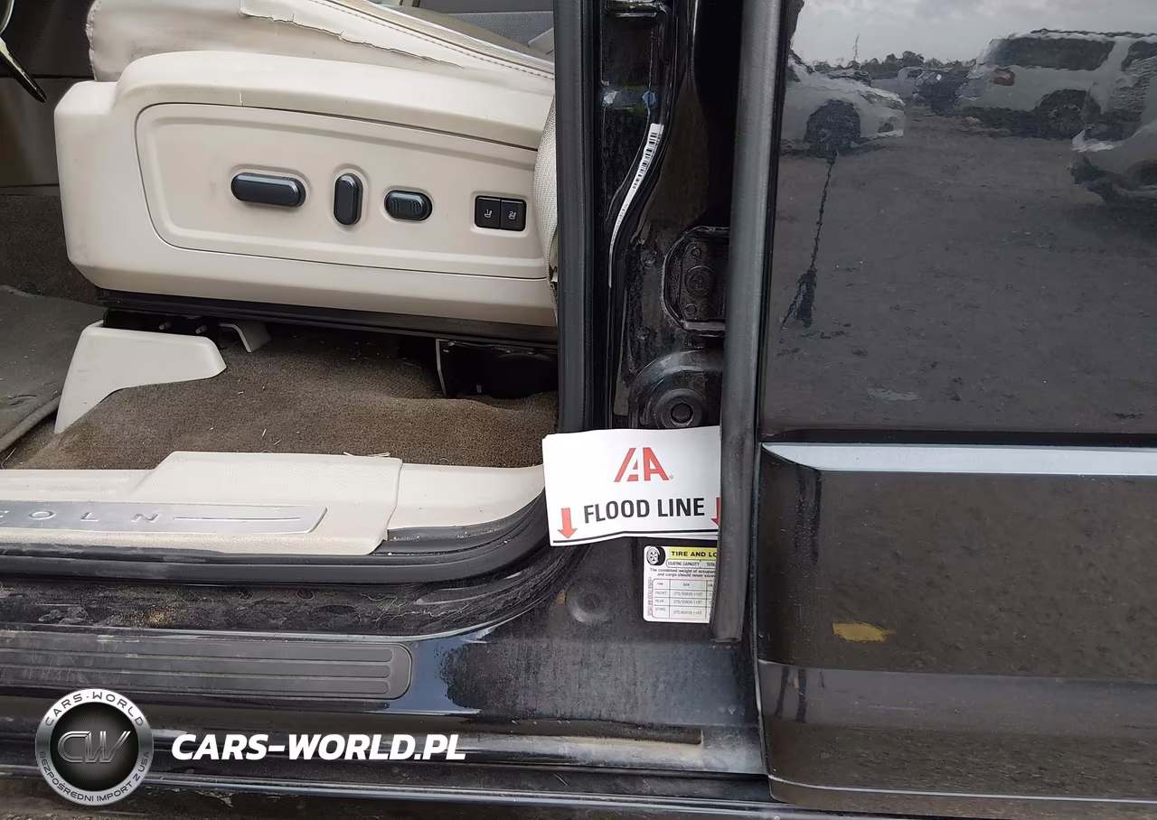 2015 Lincoln Navigator VIN:5LMJJ2HT7FEJ03268 - 6