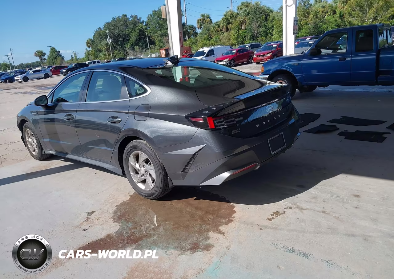 2025 Hyundai Sonata Se VIN:KMHL24JA1SA489703 - 3