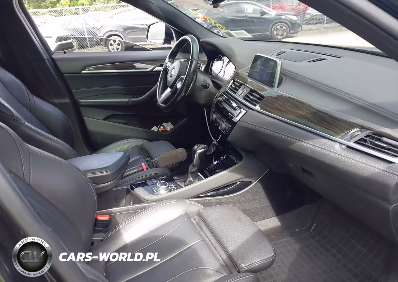 2018 BMW X2 xDrive28I VIN:WBXYJ5C39JEF75761 - 5