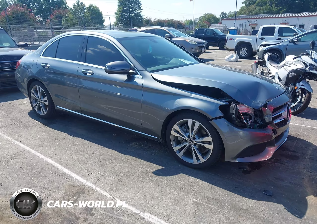 2018 Mercedes-Benz C 300