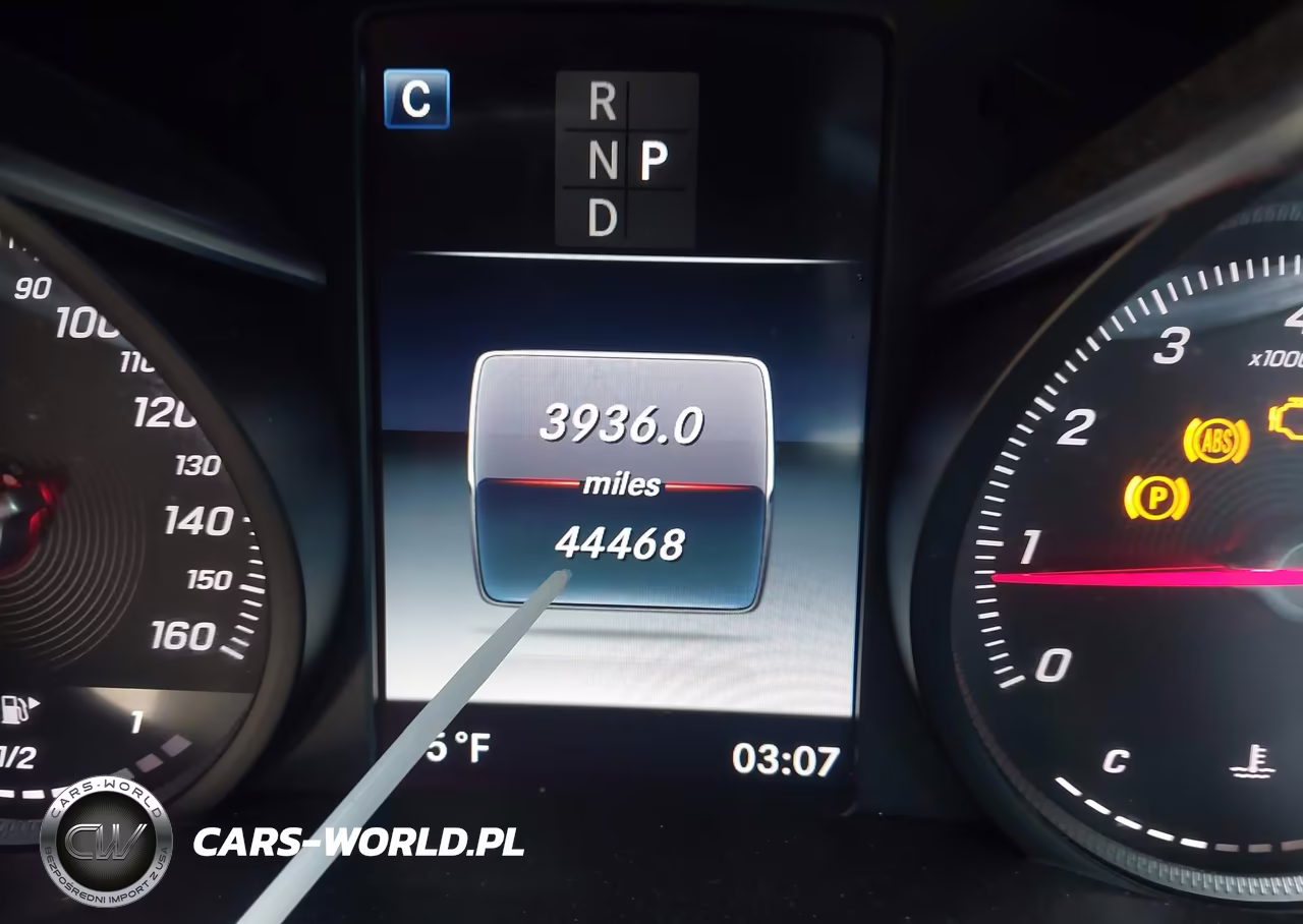 2018 Mercedes-Benz C 300 VIN:55SWF4JB6JU278810 - 15