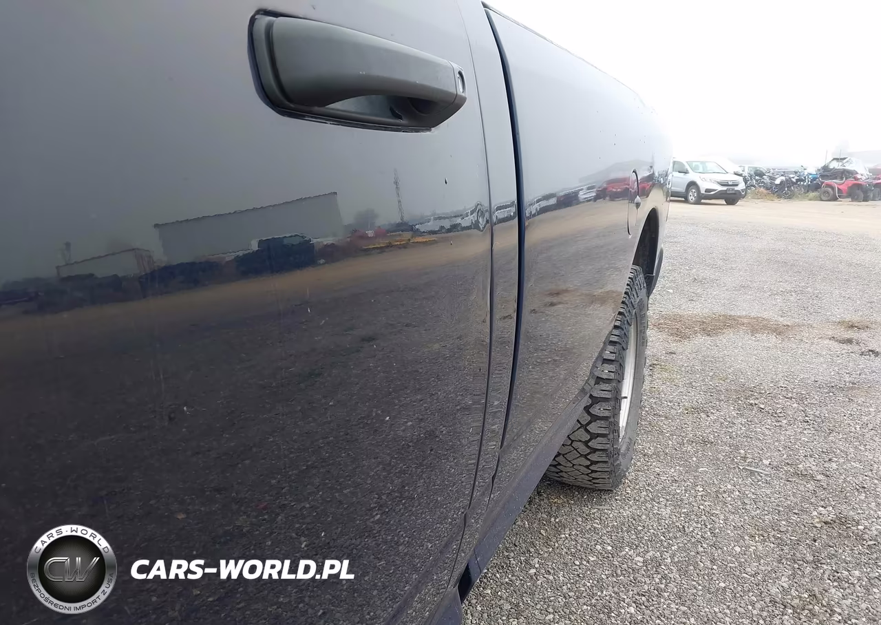 2018 Ram 1500 Tradesman 4X2 8' Box VIN:3C6JR6DG9JG323584 - 14
