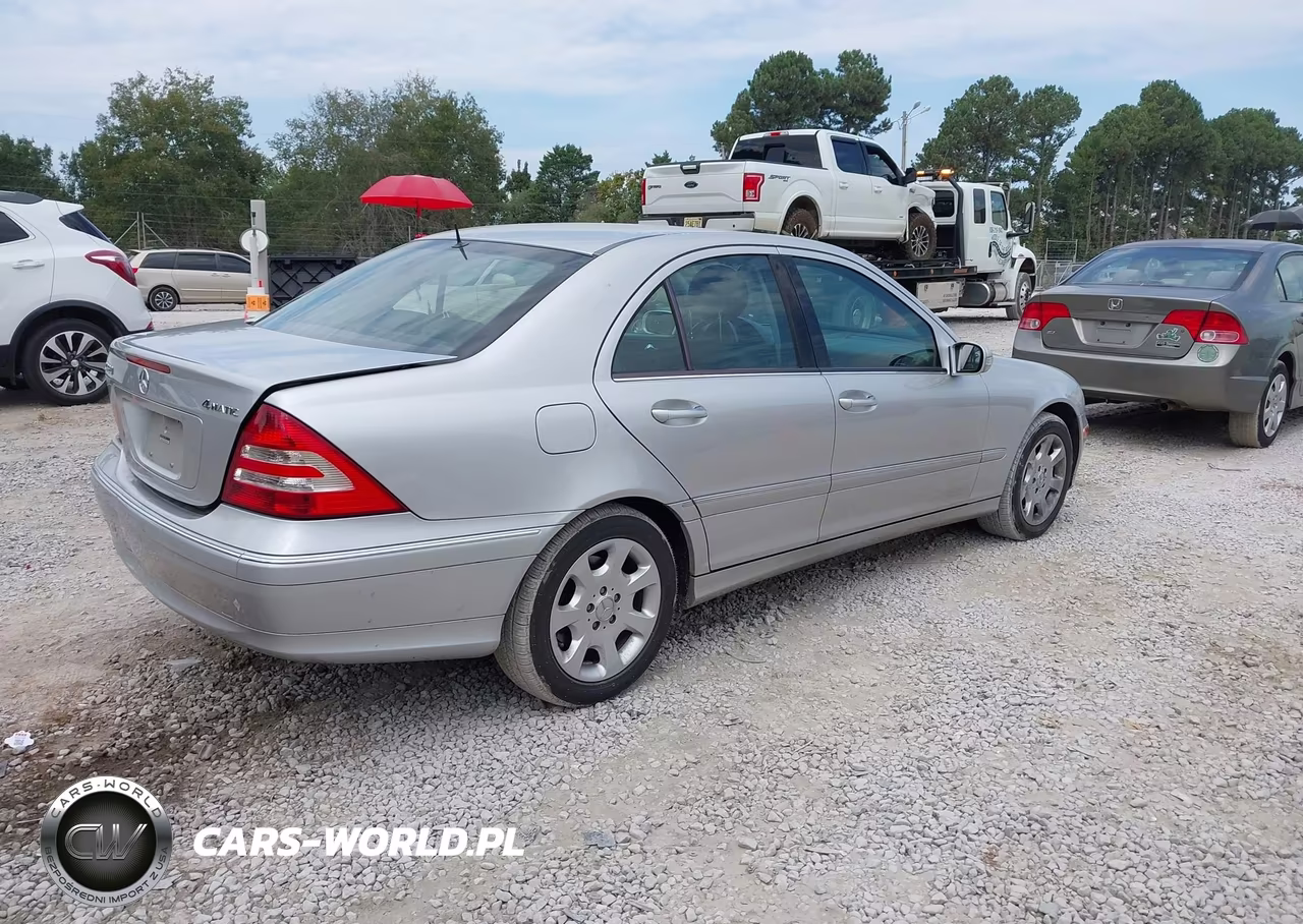 2005 Mercedes-Benz C 320 Luxury 4Matic VIN:WDBRF84JX5F637889 - 4