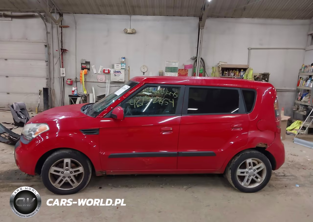 2010 Kia Soul + VIN:KNDJT2A29A7117091 - 13