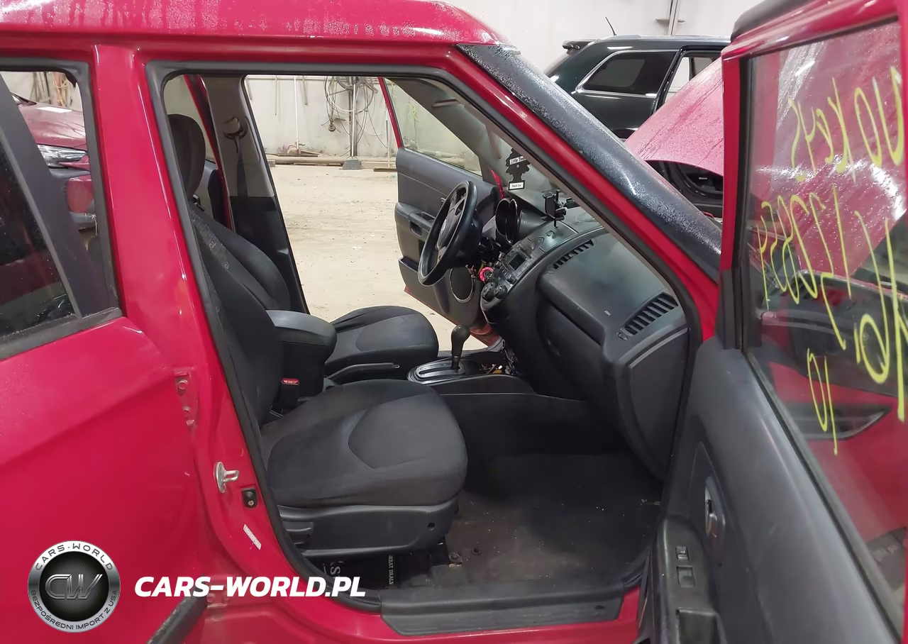 2010 Kia Soul + VIN:KNDJT2A29A7117091 - 5