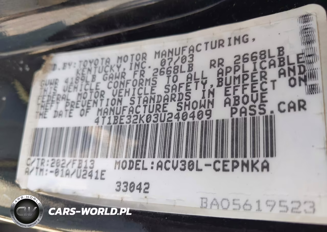 2003 Toyota Camry Le VIN:4T1BE32K03U240409 - 9