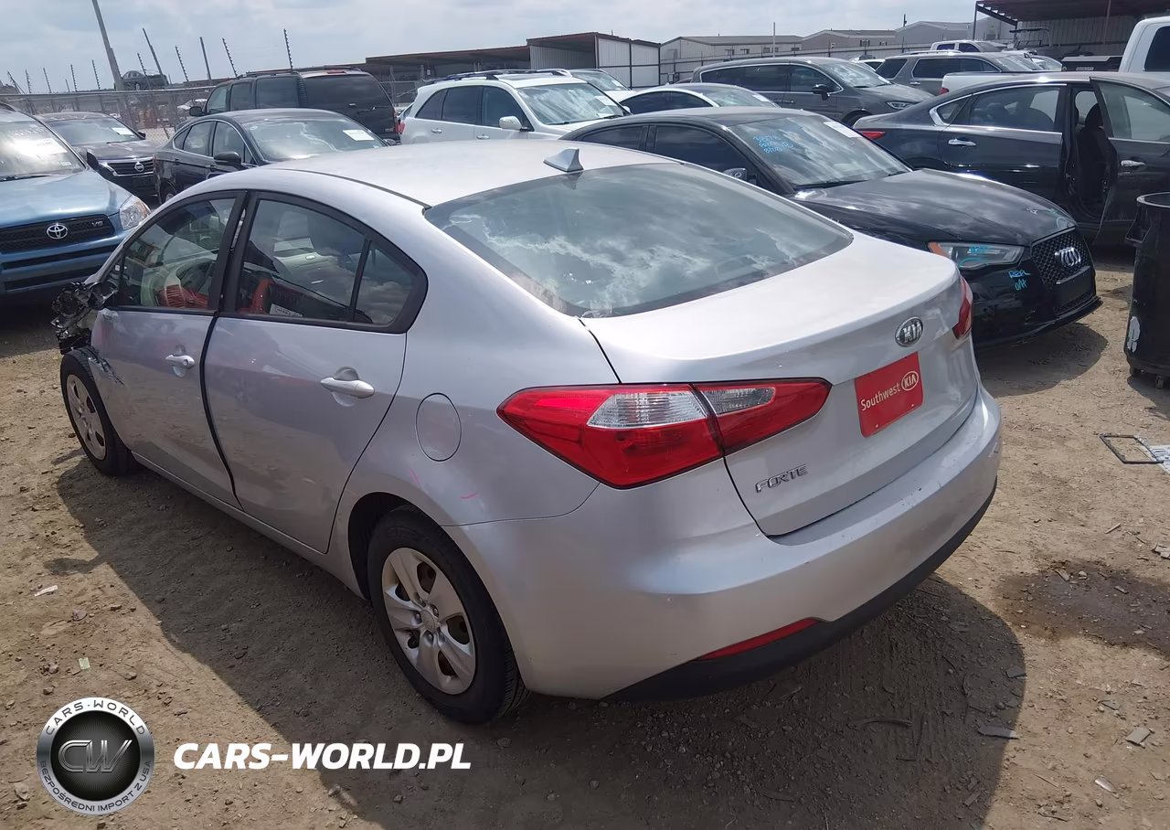 2016 Kia Forte Lx VIN:KNAFK4A65G5606614 - 3