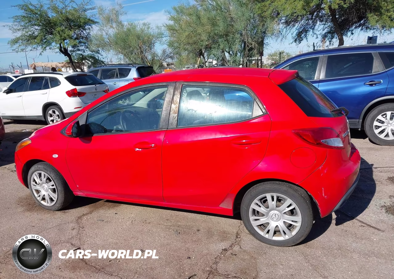 2013 Mazda Mazda2 Sport VIN:JM1DE1KZ2D0170760 - 14