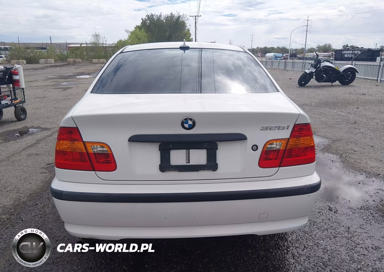 2005 BMW 325I VIN:WBAEV33405KX10158 - 15