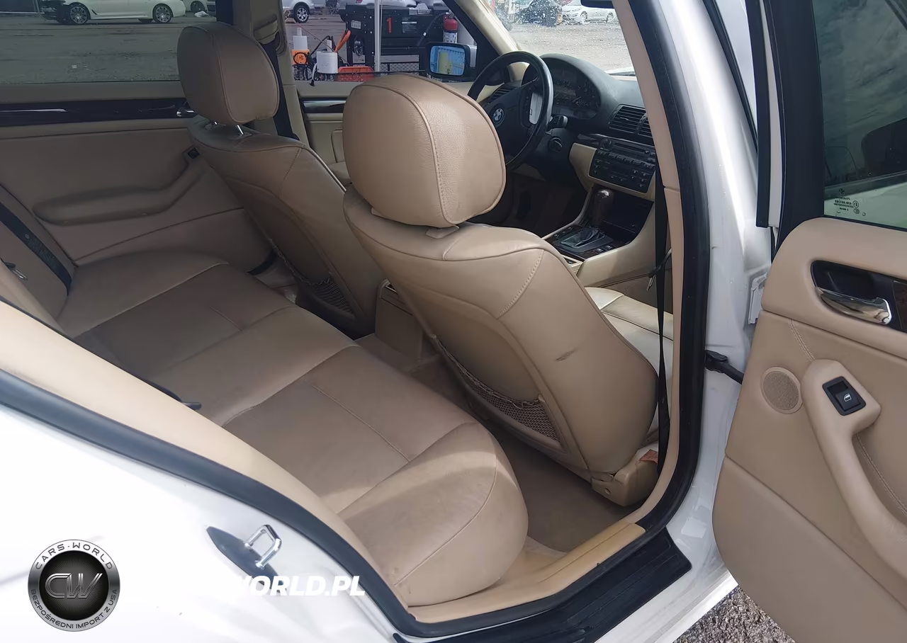 2005 BMW 325I VIN:WBAEV33405KX10158 - 8