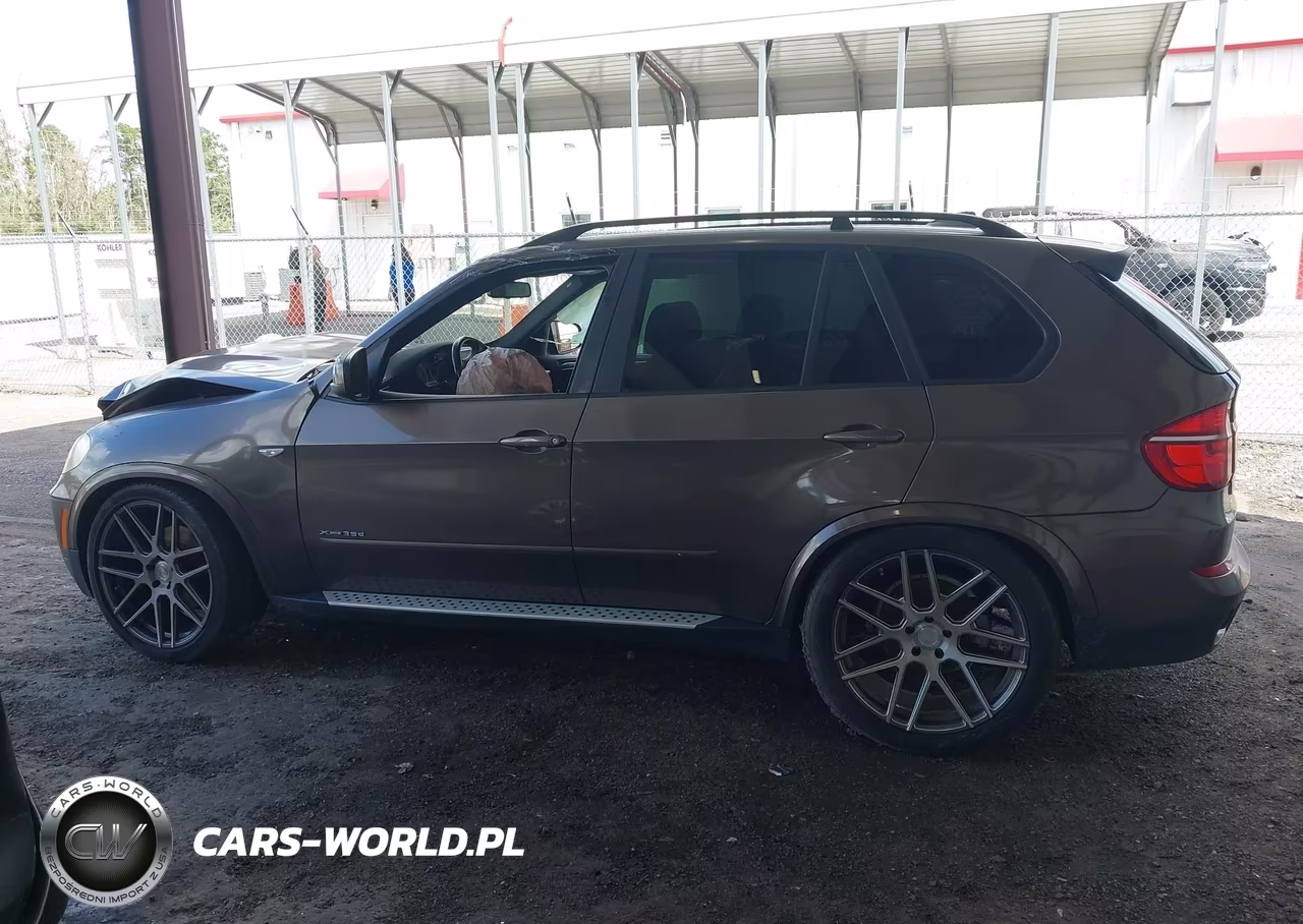 2012 BMW X5 xDrive35D VIN:5UXZW0C59CL671651 - 13