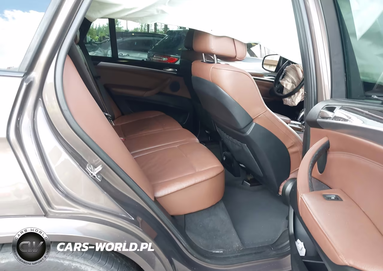 2012 BMW X5 xDrive35D VIN:5UXZW0C59CL671651 - 8