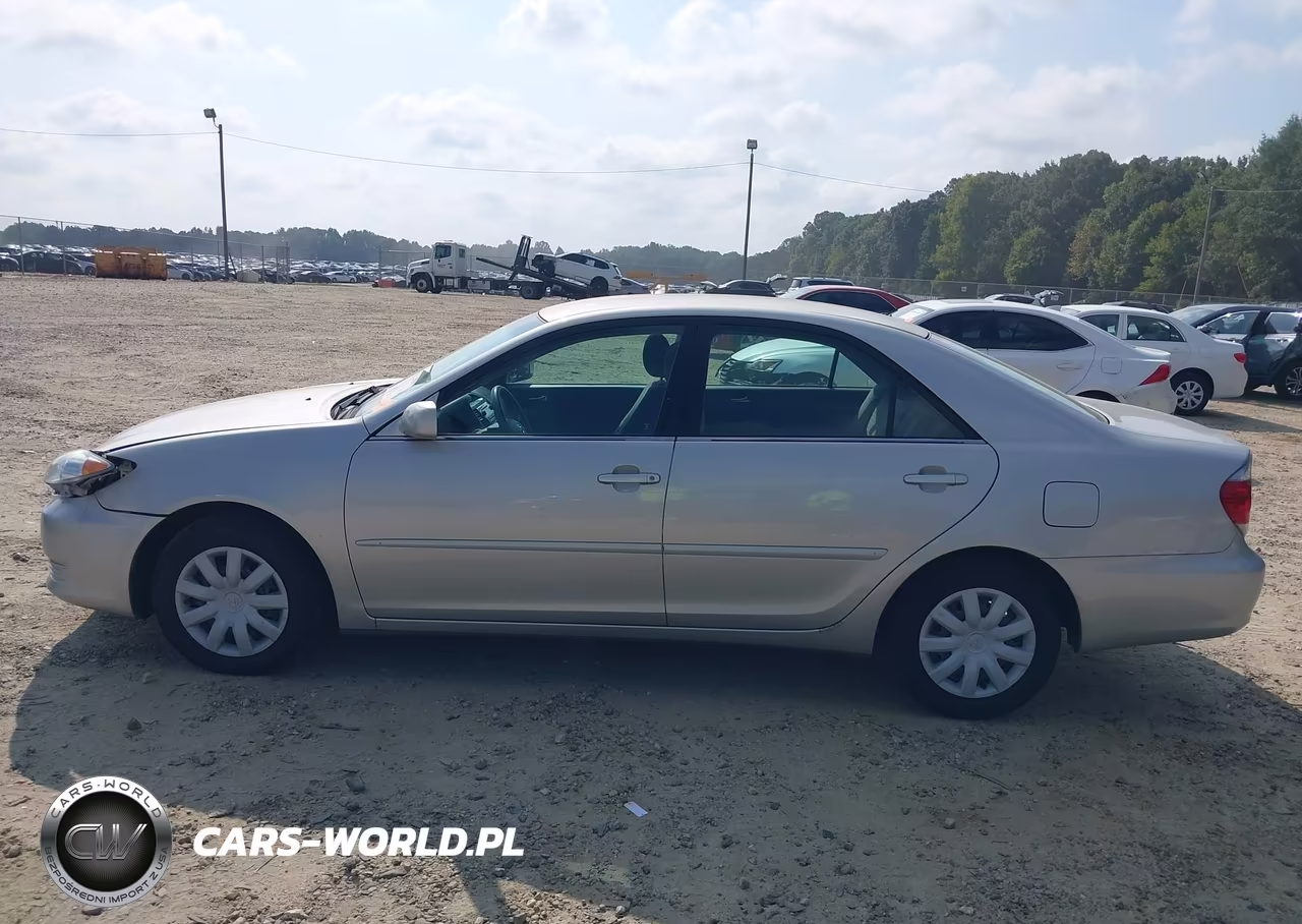 2006 Toyota Camry Le VIN:4T1BE32K76U116738 - 14