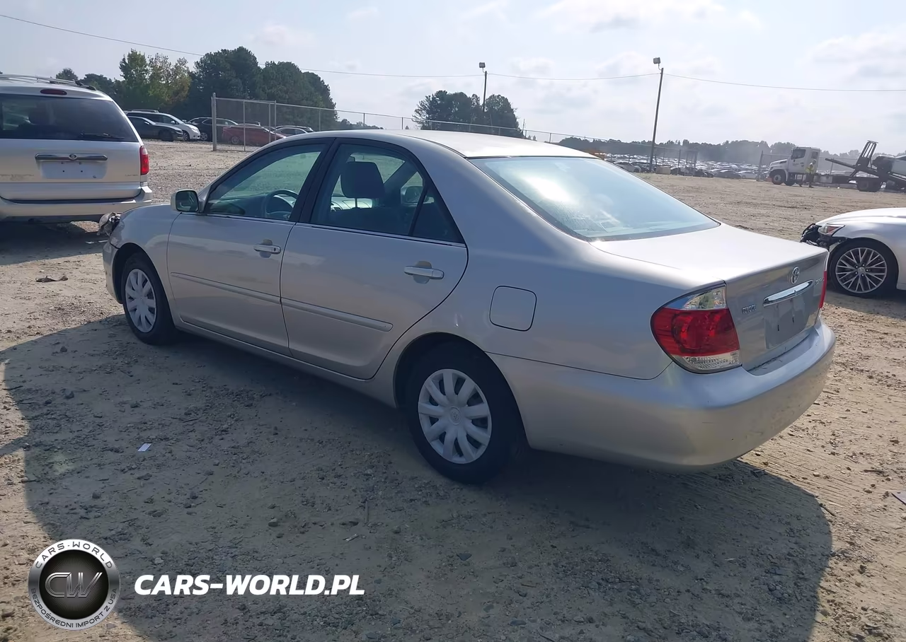 2006 Toyota Camry Le VIN:4T1BE32K76U116738 - 3