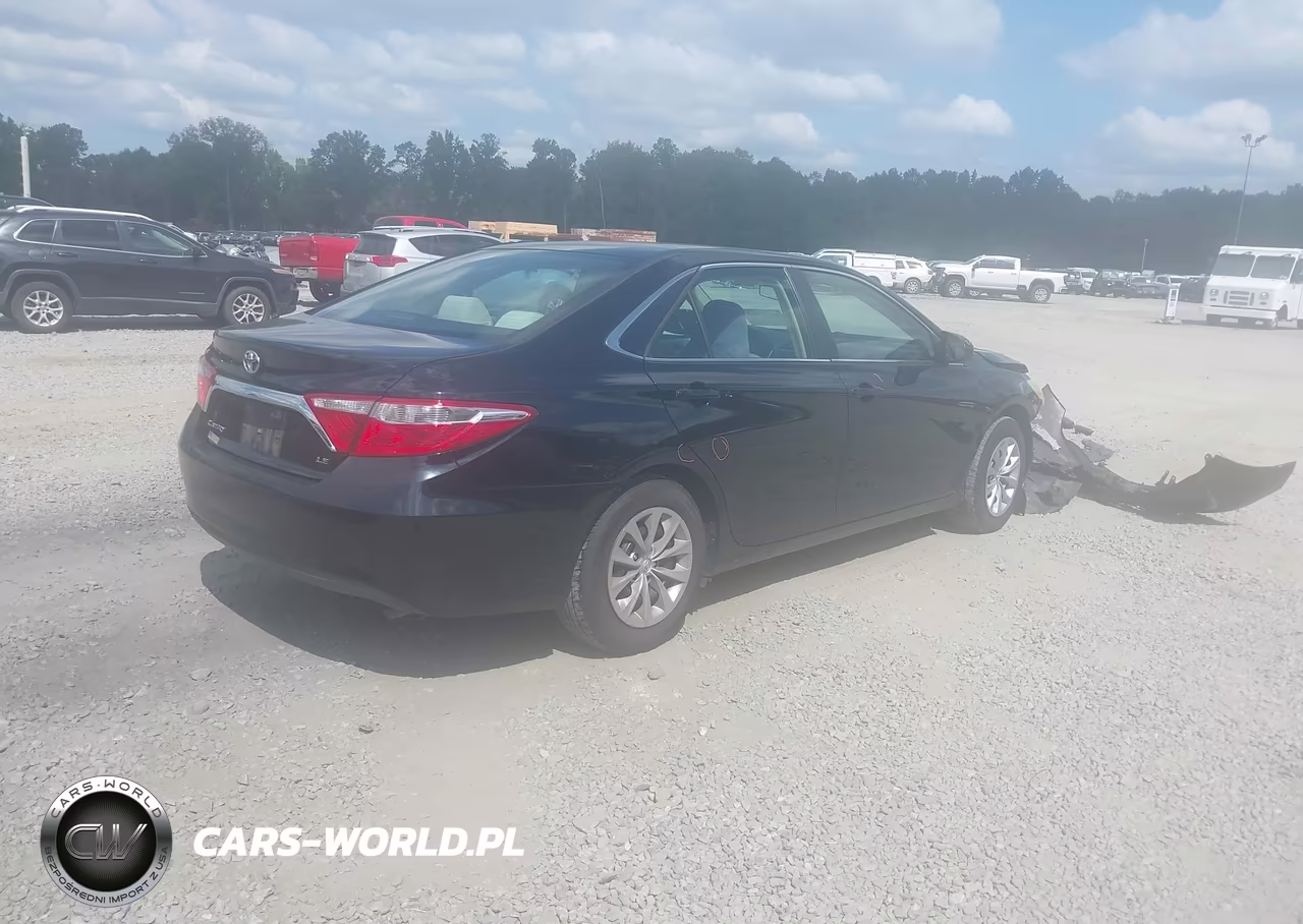 2015 Toyota Camry Le VIN:4T1BF1FK7FU480363 - 4