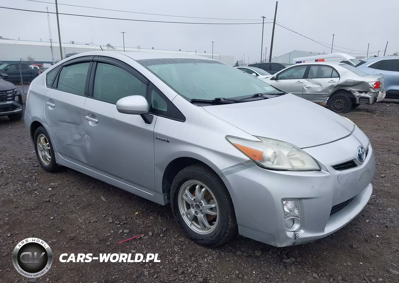 2011 Toyota Prius Two – zdjęcie 1 z 18