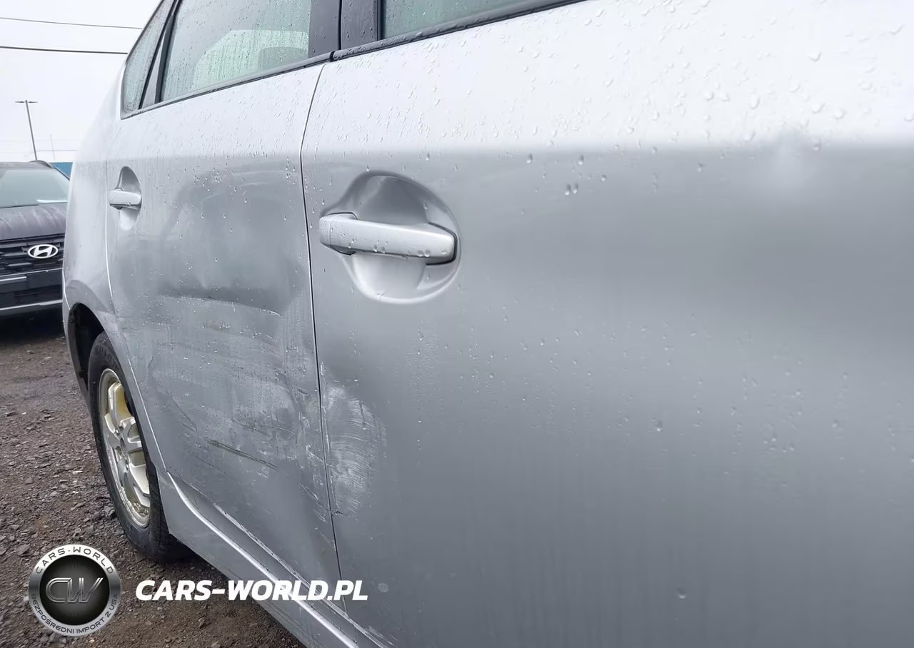 2011 Toyota Prius Two VIN:JTDKN3DU2B5286447 - 18