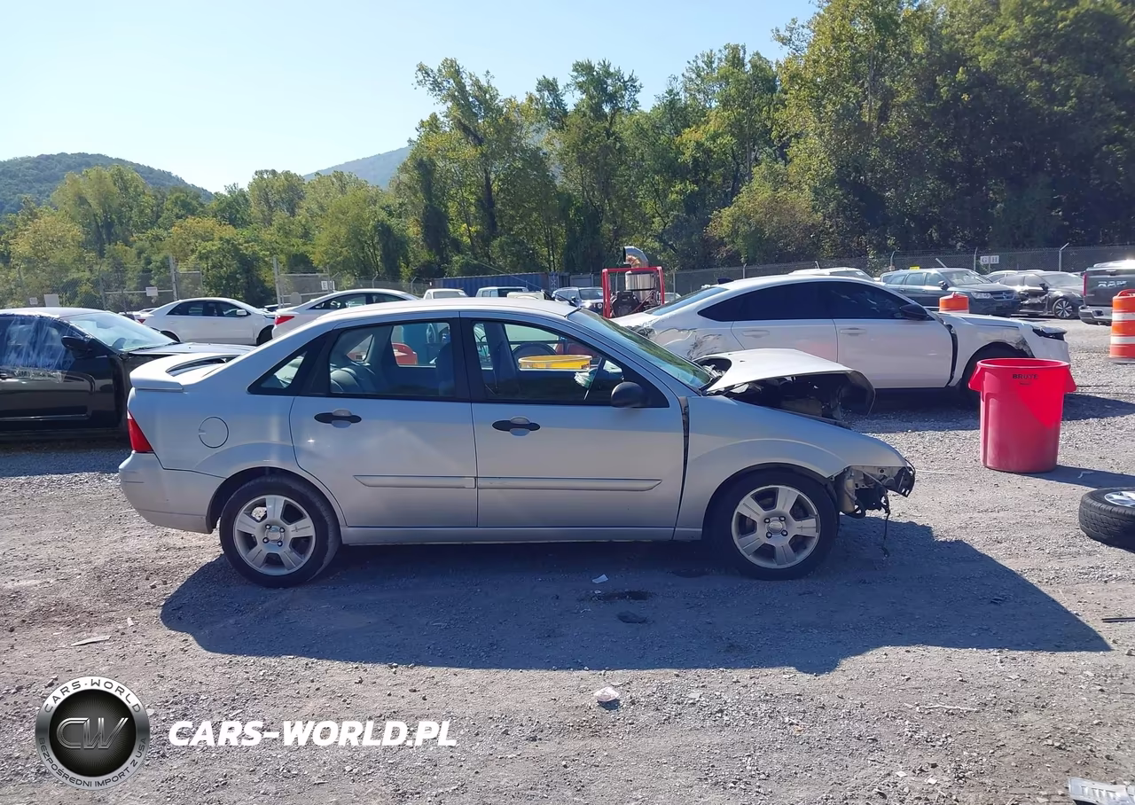 2005 Ford Focus Zx4 VIN:1FAFP34N75W196641 - 13