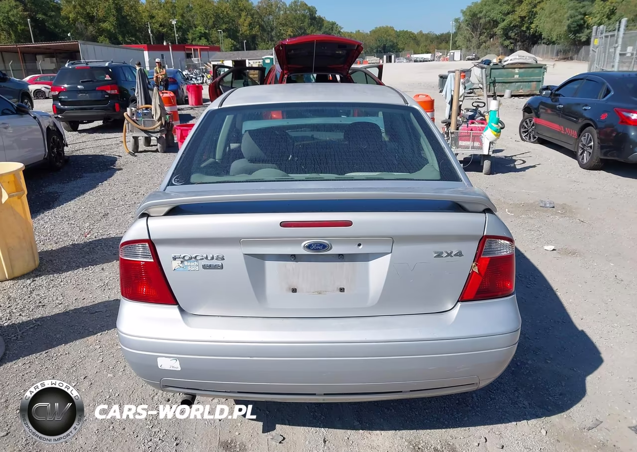 2005 Ford Focus Zx4 VIN:1FAFP34N75W196641 - 16