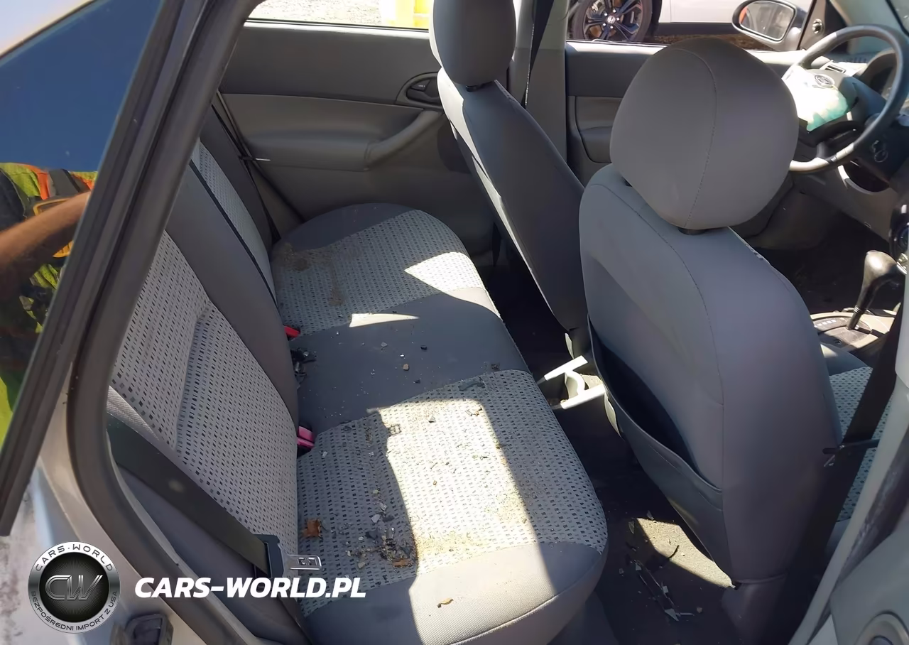 2005 Ford Focus Zx4 VIN:1FAFP34N75W196641 - 8