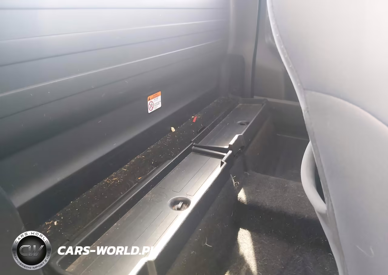 2019 Toyota Tacoma Sr VIN:5TFRX5GN5KX156109 - 8