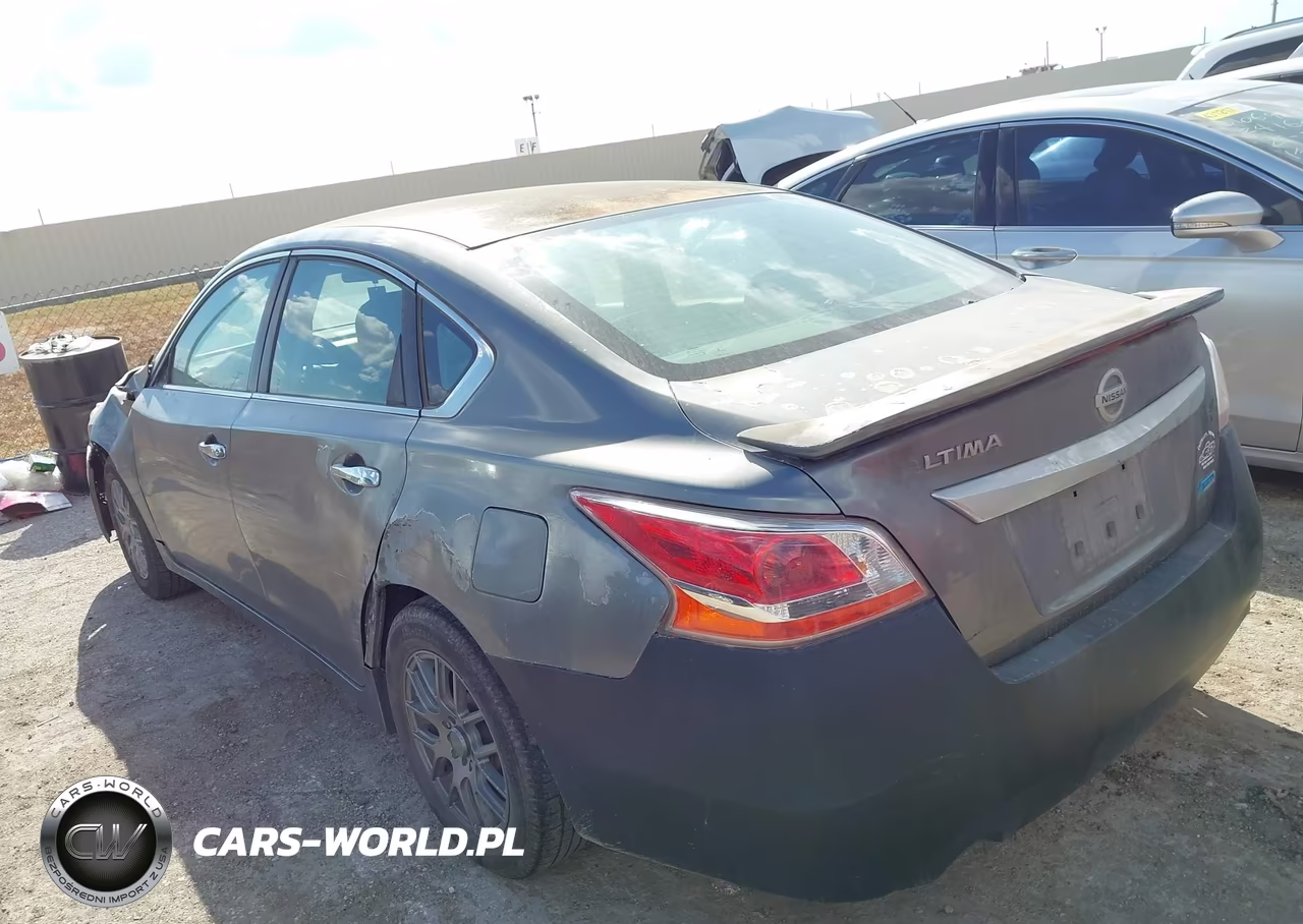 2014 Nissan Altima 2.5 VIN:1N4AL3AP4EC329465 - 3