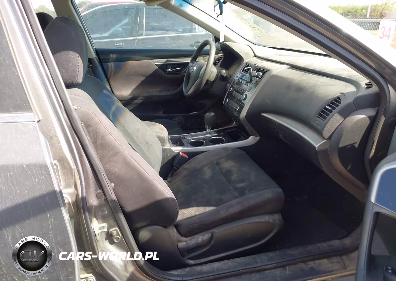 2014 Nissan Altima 2.5 VIN:1N4AL3AP4EC329465 - 5
