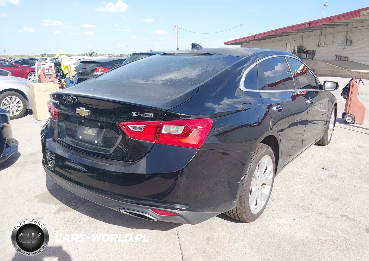 2017 Chevrolet Malibu Premier VIN:1G1ZH5SX6HF230313 - 4