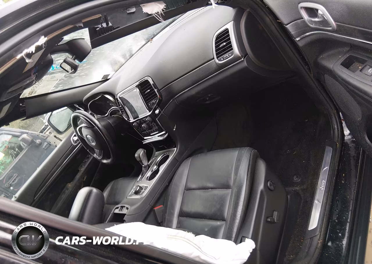 2019 Jeep Grand Cherokee Limited 4X4 VIN:1C4RJFBG8KC590905 - 5