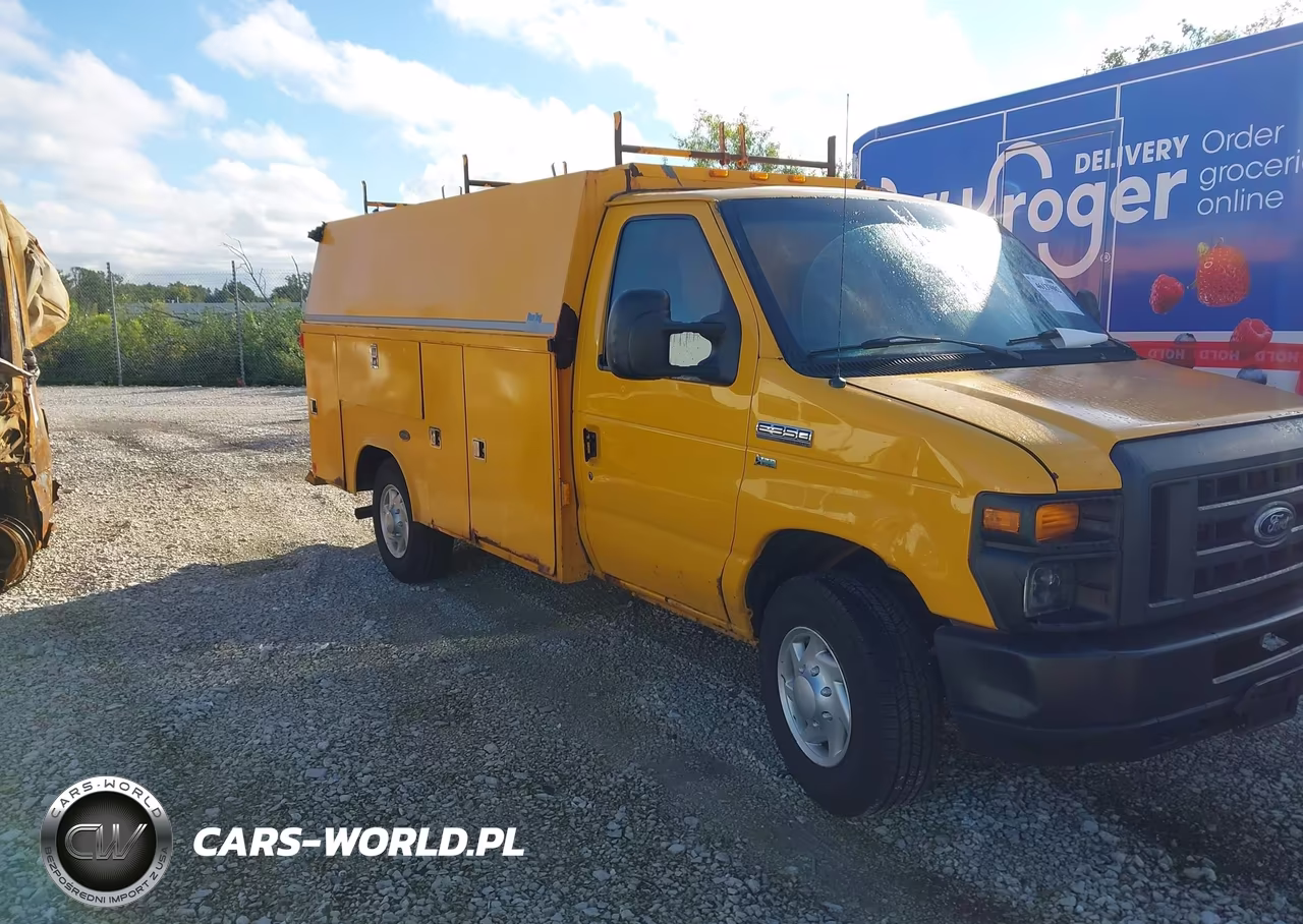 2012 Ford E-350 Cutaway
