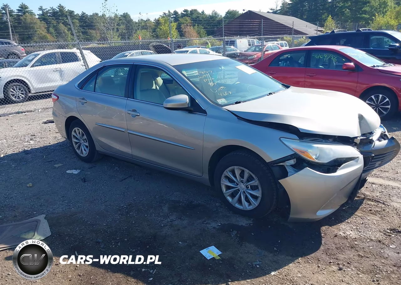 2016 Toyota Camry Le