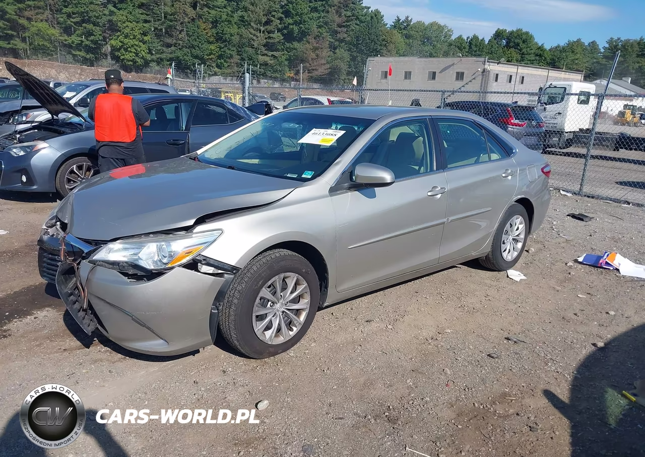 2016 Toyota Camry Le VIN:4T4BF1FK1GR584659 - 2