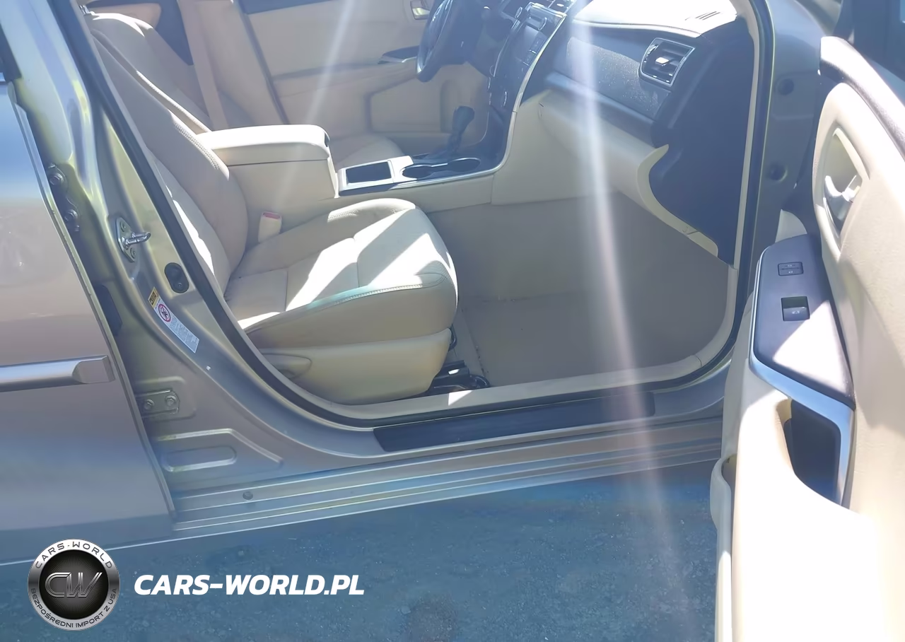 2016 Toyota Camry Le VIN:4T4BF1FK1GR584659 - 5