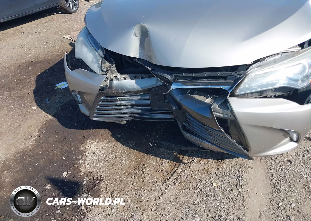 2016 Toyota Camry Le VIN:4T4BF1FK1GR584659 - 6