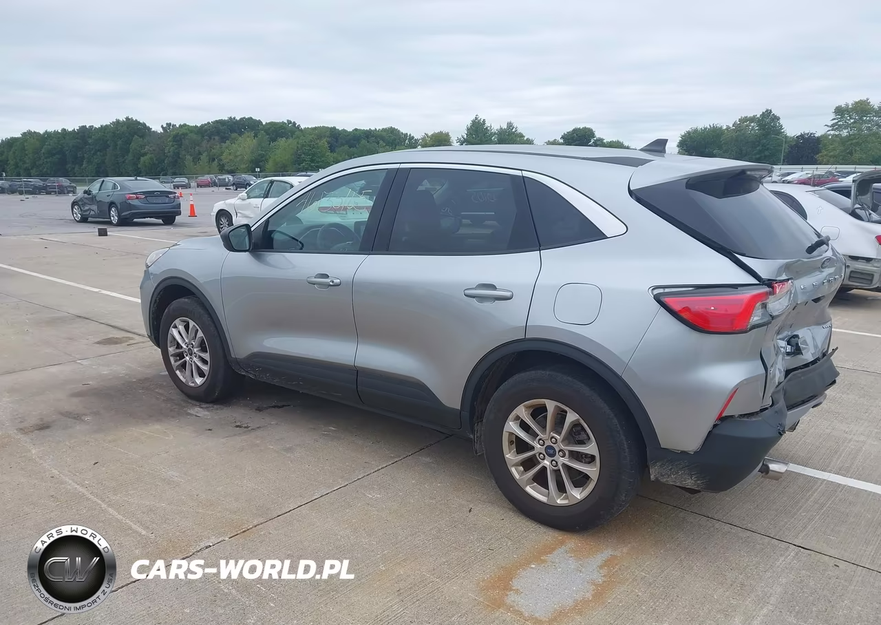 2022 Ford Escape Se VIN:1FMCU9G62NUB70033 - 3