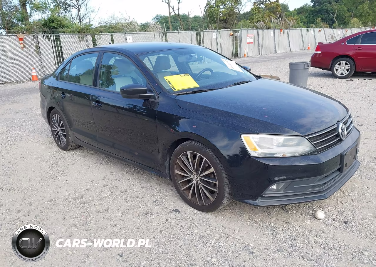 2015 Volkswagen Jetta 1.8T Sport – zdjęcie 1 z 18