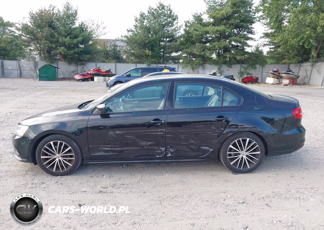 2015 Volkswagen Jetta 1.8T Sport VIN:3VWD17AJXFM226709 - 14
