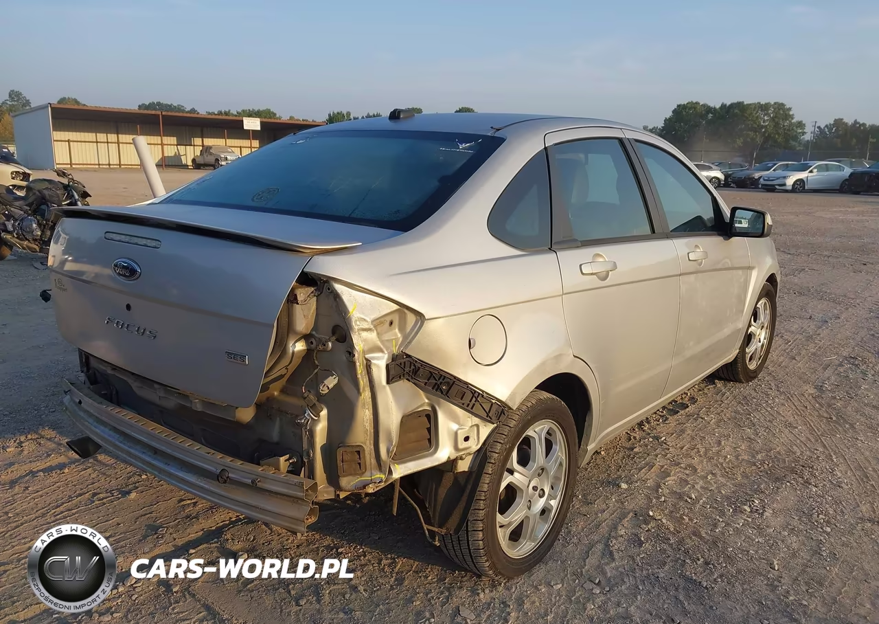 2009 Ford Focus Ses VIN:1FAHP36N29W189835 - 4