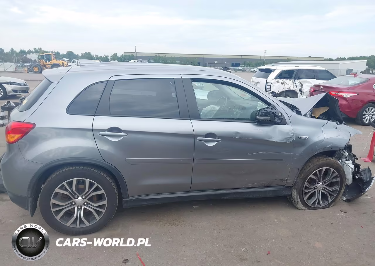 2017 Mitsubishi Outlander Sport 2.0 Le VIN:JA4AR3AUXHZ000425 - 13