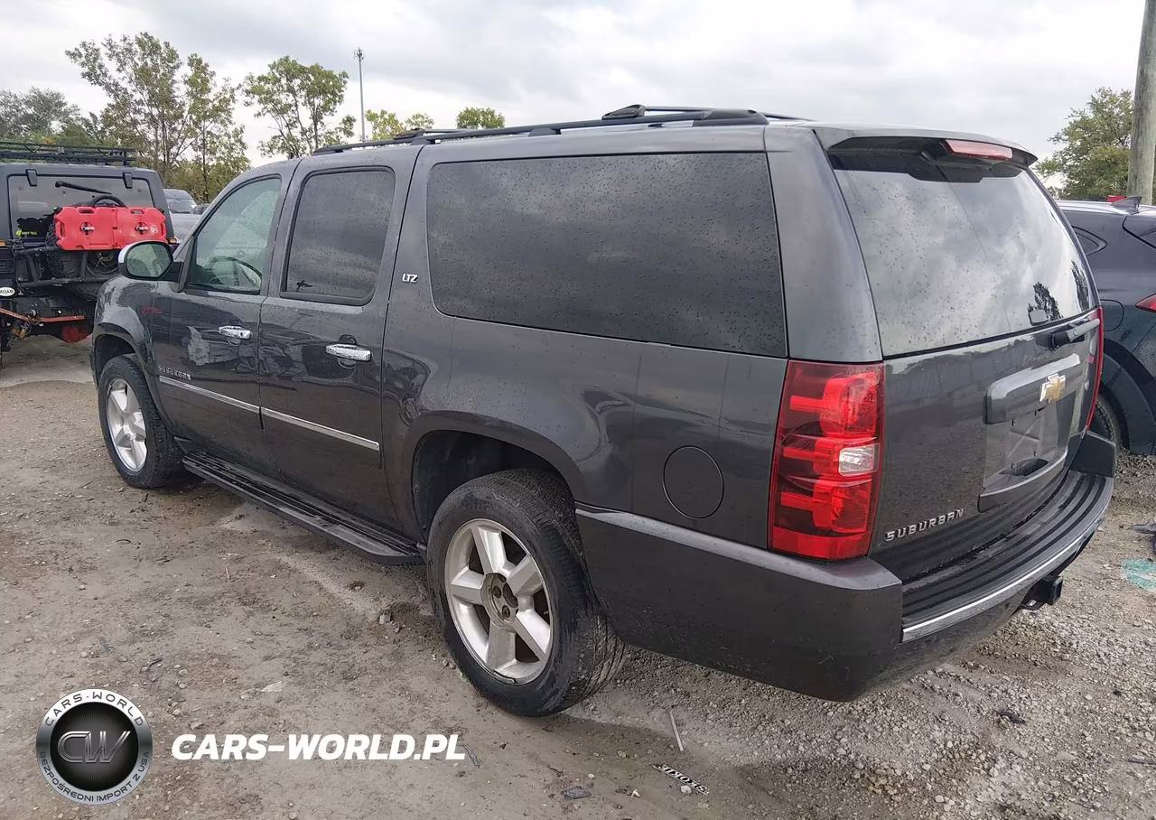 2011 Chevrolet Suburban 1500 Ltz VIN:1GNSKKE35BR278660 - 3