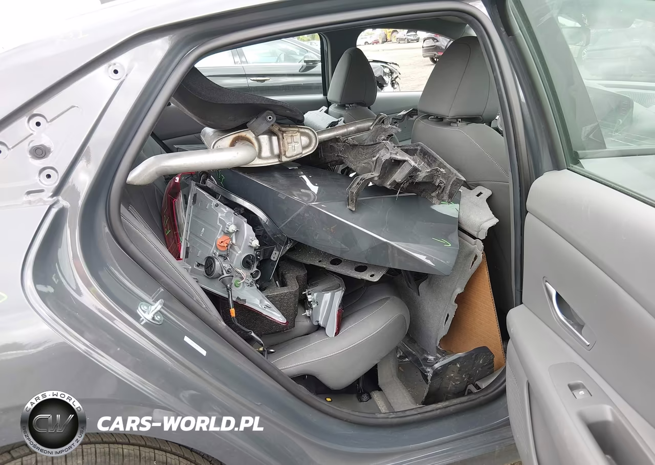 2026 Hyundai Elantra Hybrid Blue VIN:KMHLM4DJ0TU206102 - 8