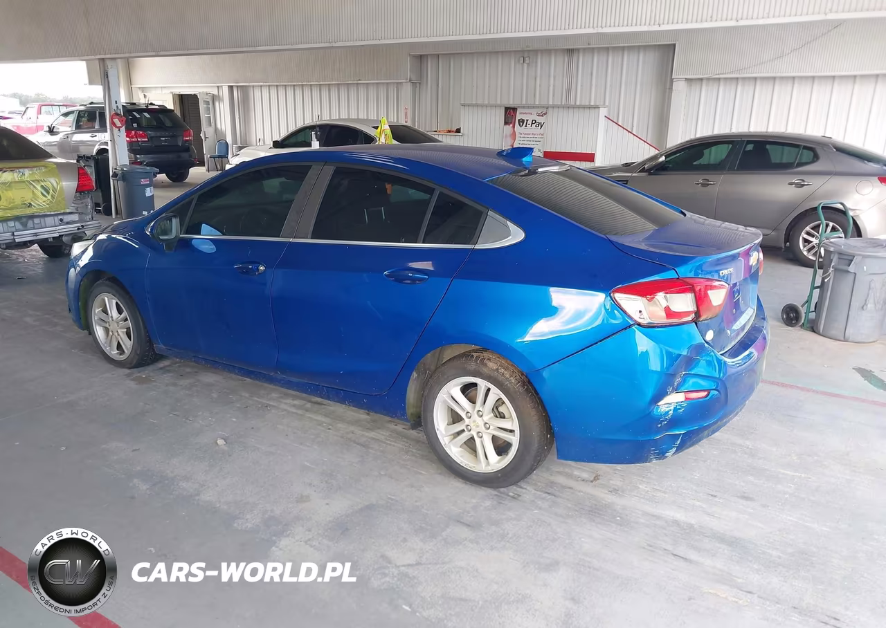 2018 Chevrolet Cruze Lt Auto VIN:1G1BE5SM0J7221381 - 3